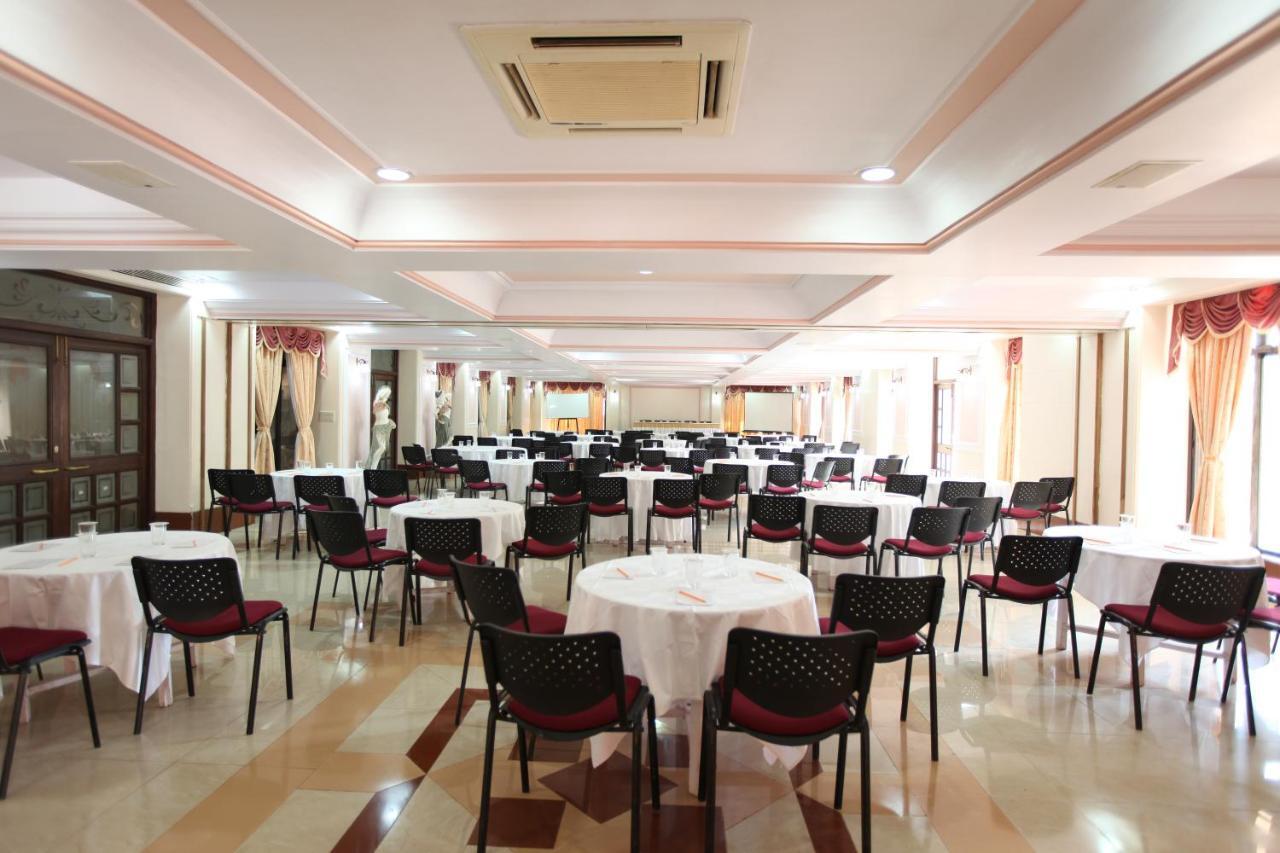 Hotel Usha Ascot Matheran Exteriér fotografie